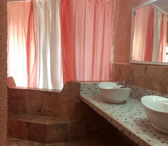 Casa De Mia Acomodação com café da manhã 