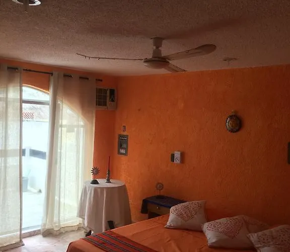Casa De Mia Acomodação com café da manhã  *